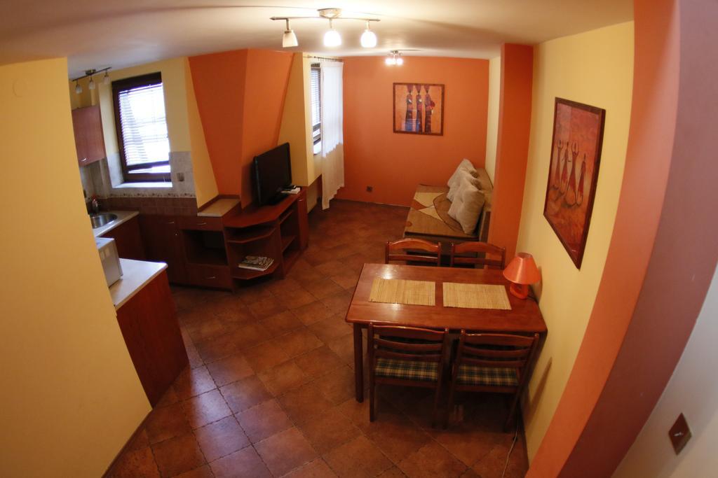 Skalka Krakow Apartments Rum bild